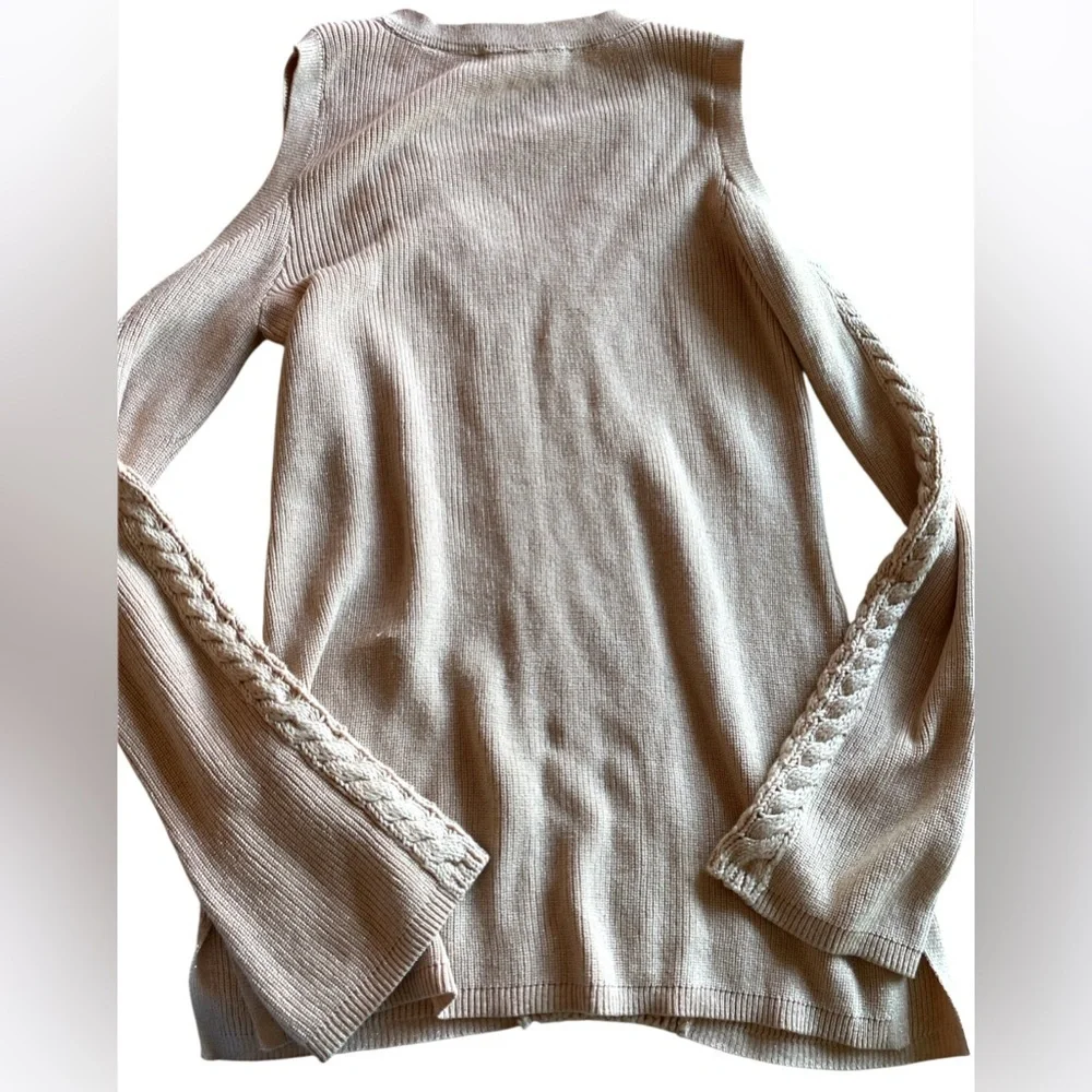 White House Black Market Tan V-Neck Sweater  cashmere with Cable Knit NWT